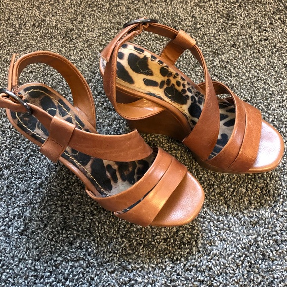 Jessica Simpson wedge - Picture 3 of 8